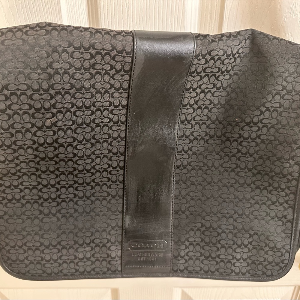 Coach Signature Messenger Bag/Brief, pre-owned, gently used, black, unisex